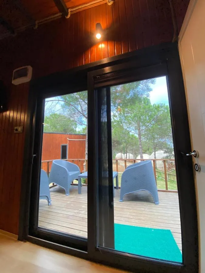 Golifehouses Arnavutkoy Hotel